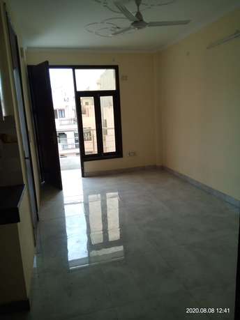 1 BHK Builder Floor For Rent in Chattarpur Delhi 7130877