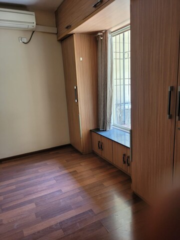Room in 2.5 BHK Apartment at Nyati Ambience, Mohammadwadi – for Sale