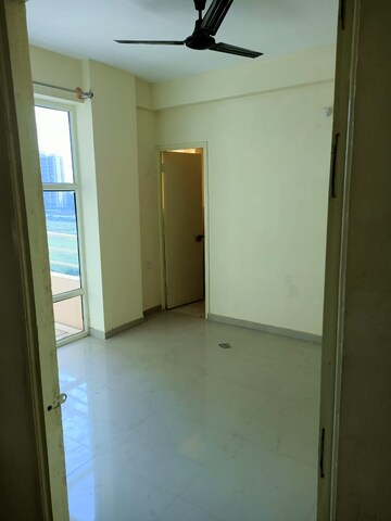 Room in 3 BHK Apartment at Pyramid Urban Homes Phase 2 Extension, Sector 86 – for Sale