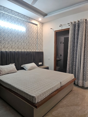 Bedroom in 3 BHK Apartment at Sas Nagar – for Sale
