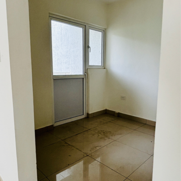 Room in 3 BHK Apartment at Godrej Eternity, Jyotipuram – for Sale