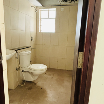 Bathroom in 3 BHK Apartment at Godrej Eternity, Jyotipuram – for Sale