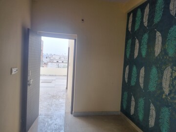 Room in 3 BHK Independent House at Kalwar Road – for Sale