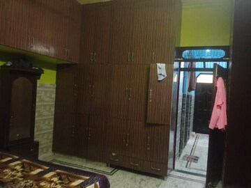 Bedroom in 6 BHK Independent House at Gomti Nagar – for Sale