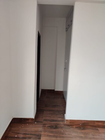 Building Lobby in 2.5 BHK Builder Floor at Grihapravesh, Sector 77 – for Sale