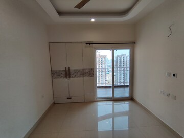 Room in 2 BHK Apartment at Galaxy Vega, Tech Zone 4 Greater Noida – for Sale