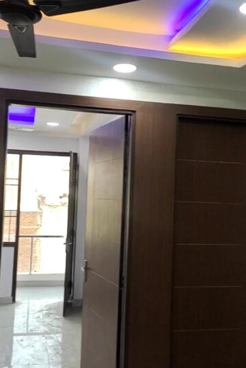 Building Lobby in 3 BHK Builder Floor at Sector 2a Vasundhara – for Sale