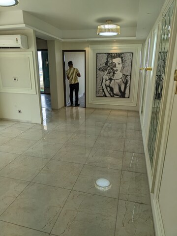 Bathroom in 2 BHK Apartment at BPTP Discovery Park, Sector 80 – for Sale