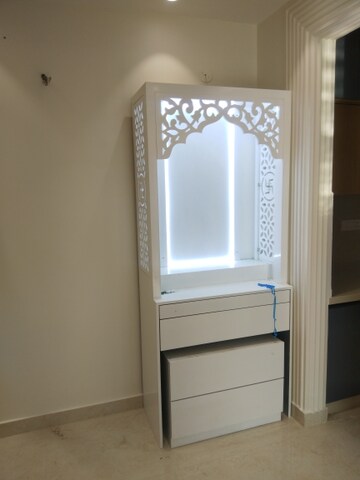 Bathroom in 3 BHK Builder Floor at BPTP Park Central, Sector 85 – for Sale