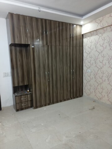 Room in 4 BHK Builder Floor at Sector 7 – for Sale