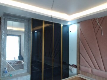 Room in 4 BHK Builder Floor at BPTP Park Central, Sector 85 – for Sale