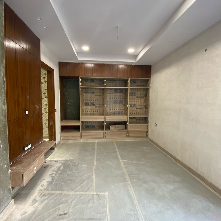 undefined, peera garhi 3 Bedroom 1800 Sq.Ft. Builder Floor In Peera Garhi Delhi 7133196