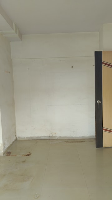 Room in 1 BHK Apartment at MAAD Nakoda Heights, Nalasopara West – for Sale