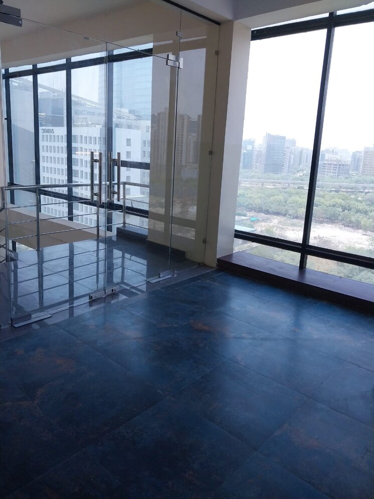 Room, sector 142 Commercial Office Space 6500 Sq.Ft. In Sector 142 Noida 7133573