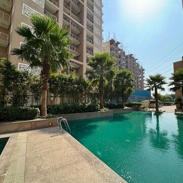 Swimming Pool in 2 BHK Apartment at AIPL Zen Residences, Sector 70a – for Rent