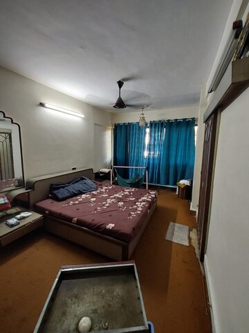 Bedroom in 3 BHK Apartment at Camp – for Rent
