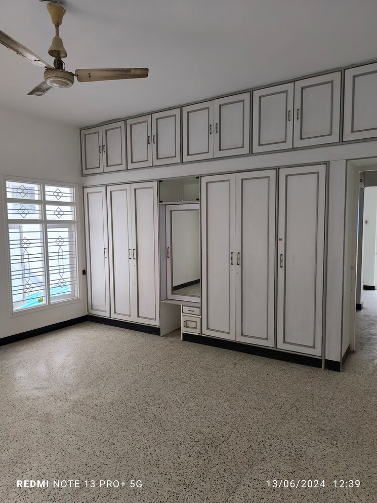 Room, saraswati nagar 2 Bedroom 2300 Sq.Ft. Independent House In Saraswati Nagar Sangli 7136163