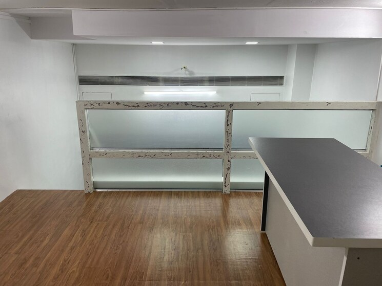 undefined, rustomjee-eaze-zone-mall Commercial Office Space 454 Sq.Ft. In Malad West Mumbai 7136379