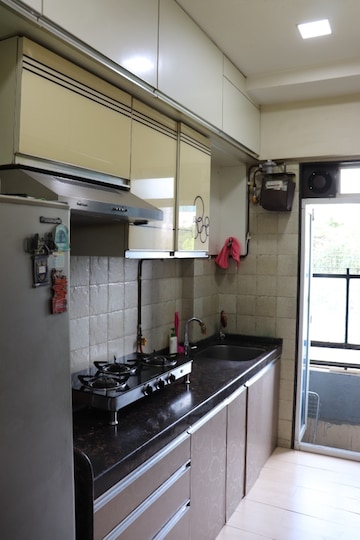 2 BHK Apartment For Resale in Pai Niwas Goregaon West Mumbai  7139826