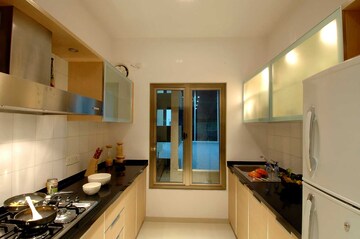 Kitchen in 3 BHK Apartment at Raheja Sherwood, Goregaon East – for Sale