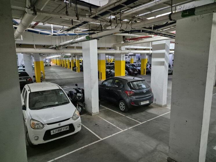  Parking, bakeri-sarvesh 2 Bedroom 1069 Sq.Ft. Apartment In Ranip Ahmedabad 7140016