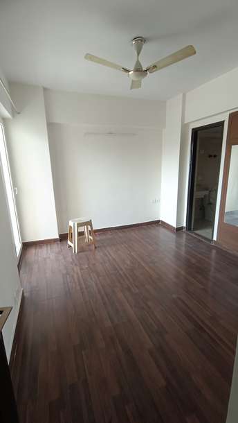 2 BHK Apartment For Rent in Sethi Max Royale Sector 76 Noida  7140180