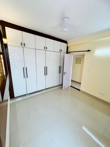 Room in 3 BHK Apartment at Signature Tower Challaghatta, Challaghatta – for Sale