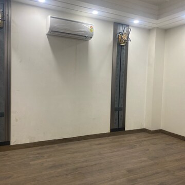 Room in 4 BHK Builder Floor at Ansal Sushant Lok I, Sushant Lok I – for Sale