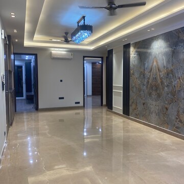 Room in 4 BHK Builder Floor at Ansal Sushant Lok I, Sushant Lok I – for Sale