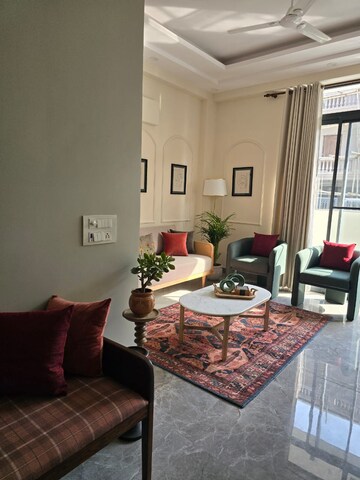 Bedroom in 5 BHK Villa at Mussoorie Road – for Sale