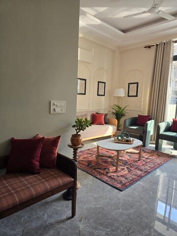 Bedroom in 5 BHK Villa at Mussoorie Road – for Sale