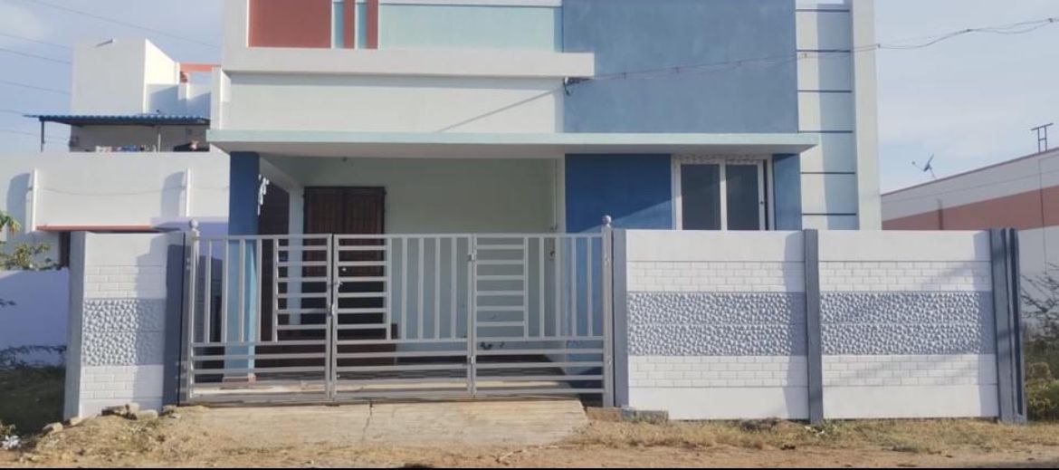 Resale 2 Bedroom 850 Sq.Ft. Independent House in Karumandapam Trichy