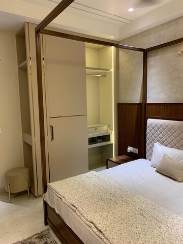 Bedroom in 4 BHK Villa at Imperial Ville, Gandhi Path – for Sale