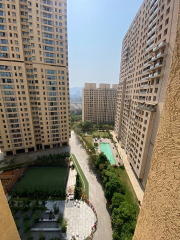 2 BHK Apartment For Sale in Rustomjee Azziano Wing D, Majiwada