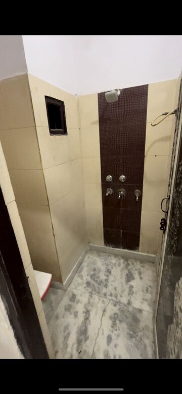 Bathroom in 1 BHK Builder Floor at Uttam Nagar – for Sale
