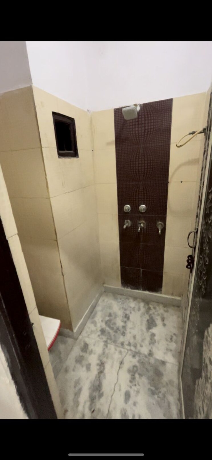 Bathroom, uttam nagar 1 Bedroom 50 Sq.Yd. Builder Floor In Uttam Nagar Delhi 7147224
