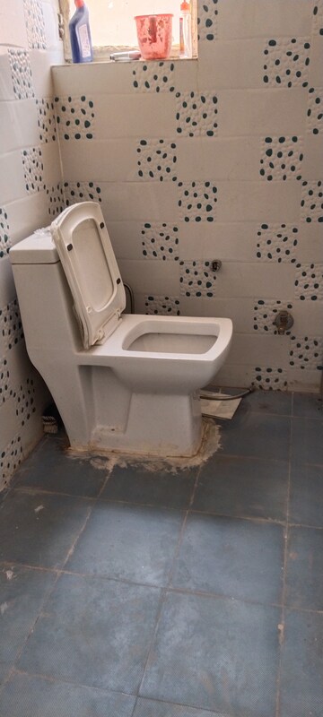 Bathroom in 1 RK Apartment at Omaxe City - Omaxe Heights, Sector 97 – for Sale
