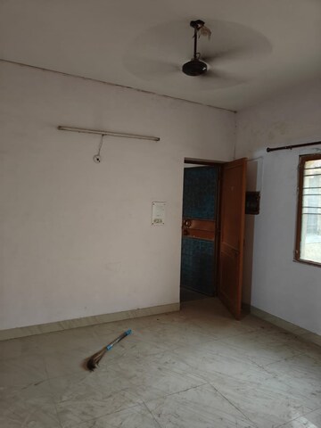 Room in 2 BHK Apartment at RWA Apartments Sector 21, Sector 21 – for Sale
