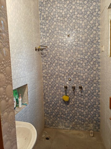 Bathroom in 2 BHK Apartment at RWA Apartments Sector 21, Sector 21 – for Sale