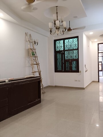 Room in 2 BHK Builder Floor at Vihaan Greens, Sector 1 Greater Noida – for Sale