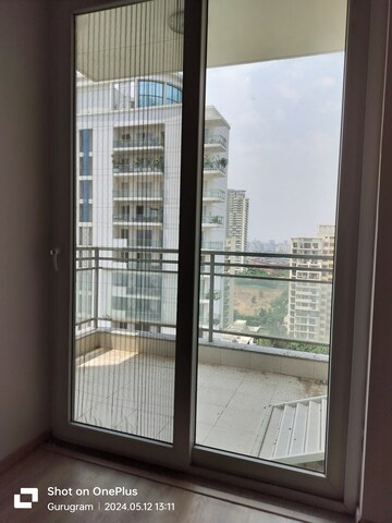 3 BHK Apartment For Sale in DLF The Ultima, Sector 81