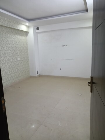 Room in 4 BHK Builder Floor at Sector 7 – for Sale