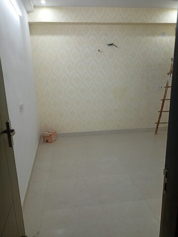Room in 4 BHK Builder Floor at Sector 7 – for Sale