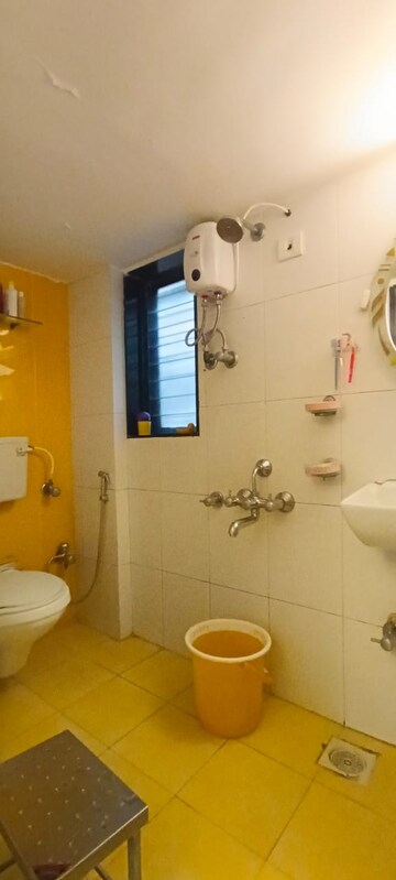 Bathroom in 2 BHK Apartment at Veena Santoor Phase II, Kandivali West – for Sale