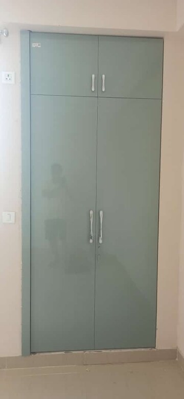Furnished Amenities in 3 BHK Apartment at Panchsheel Hynish, Sector 1 Greater Noida – for Sale