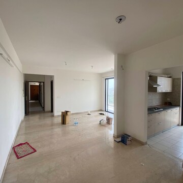 Room in 2 BHK Apartment at Godrej Oasis, Sector 88a – for Sale