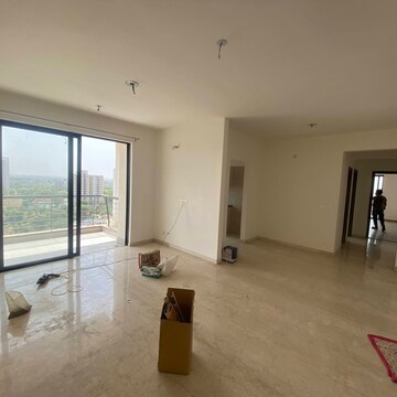 Room in 2 BHK Apartment at Godrej Oasis, Sector 88a – for Sale