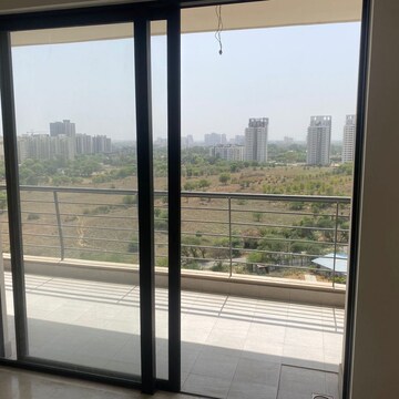 Room in 2 BHK Apartment at Godrej Oasis, Sector 88a – for Sale