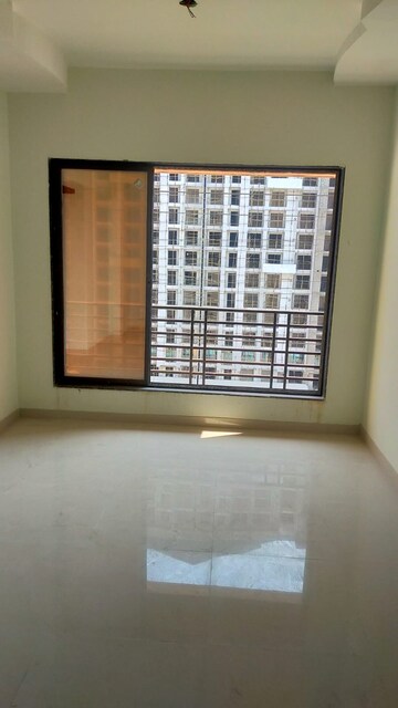 Room in 1 BHK Apartment at Sterling Heights Vasai East, Vasai East – for Sale