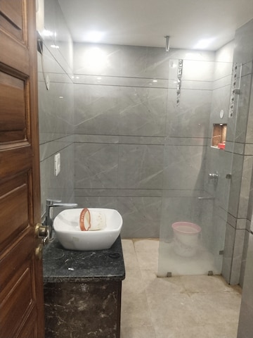 Bathroom in 3 BHK Builder Floor at BPTP District 3, Sector 85 – for Sale